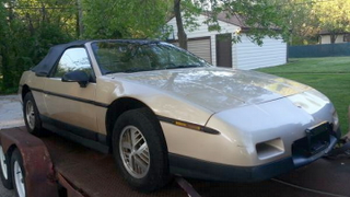 Illustration for article titled This 1986 Pontiac Fiero 2M6 Convertible Asks $2,800, Has Killed